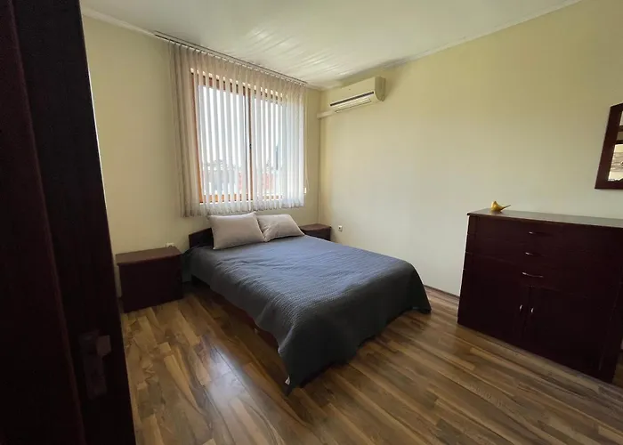 Private Apartments In Apolon