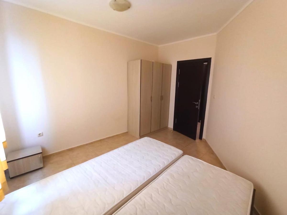 Private In Apolon * Rawda