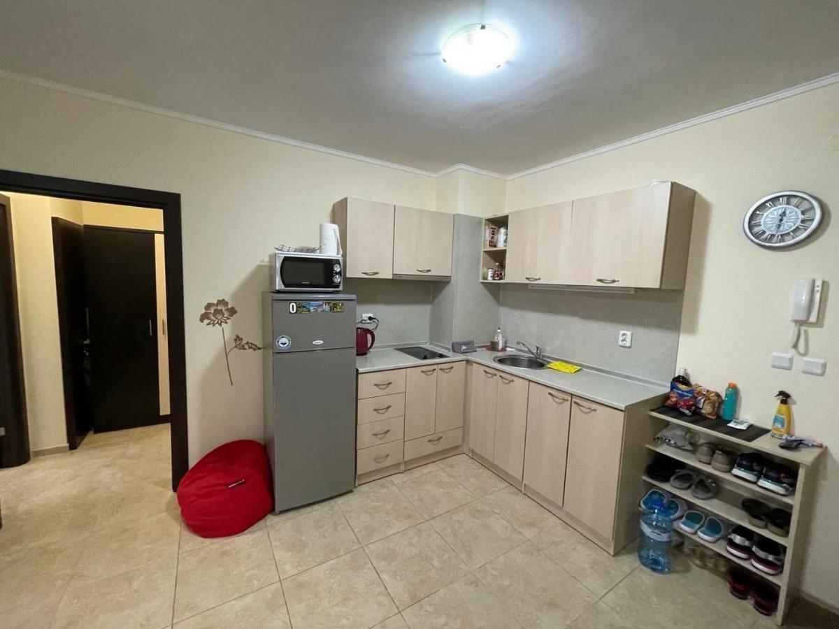 Apartment Private In Apolon