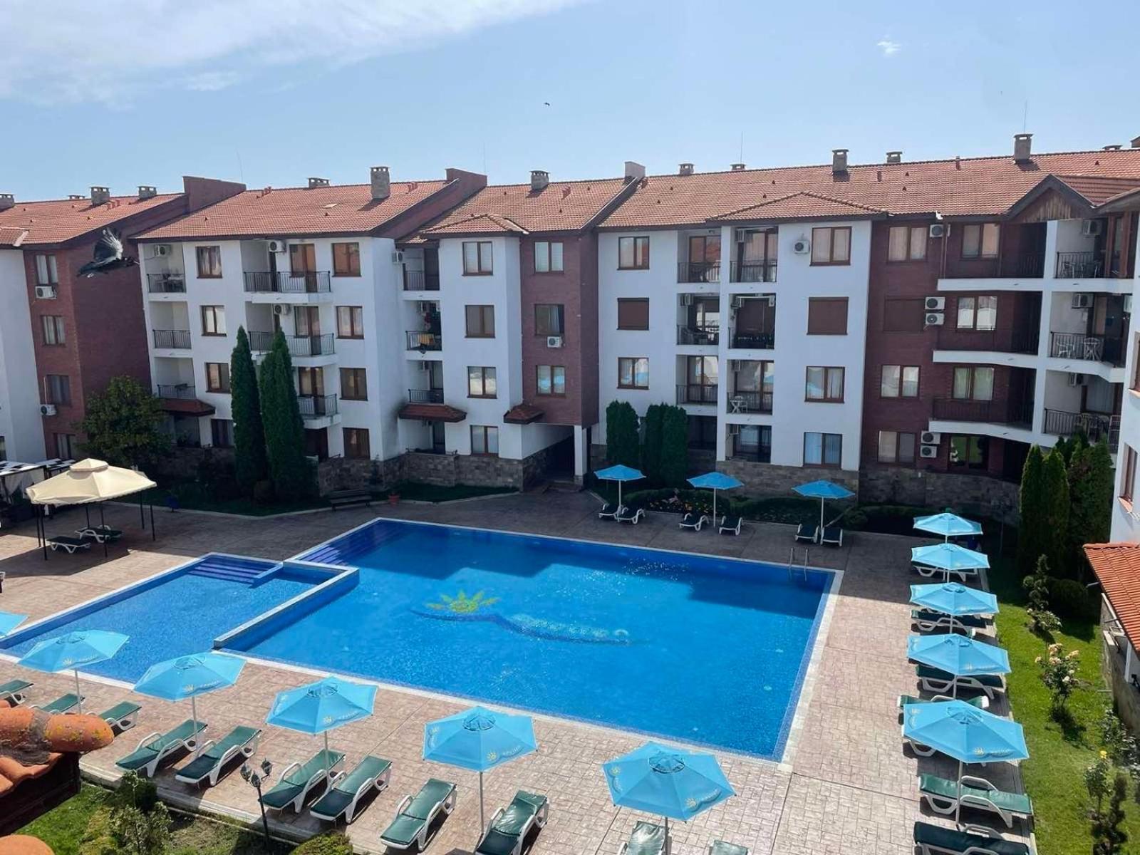 Apartment Private In Apolon