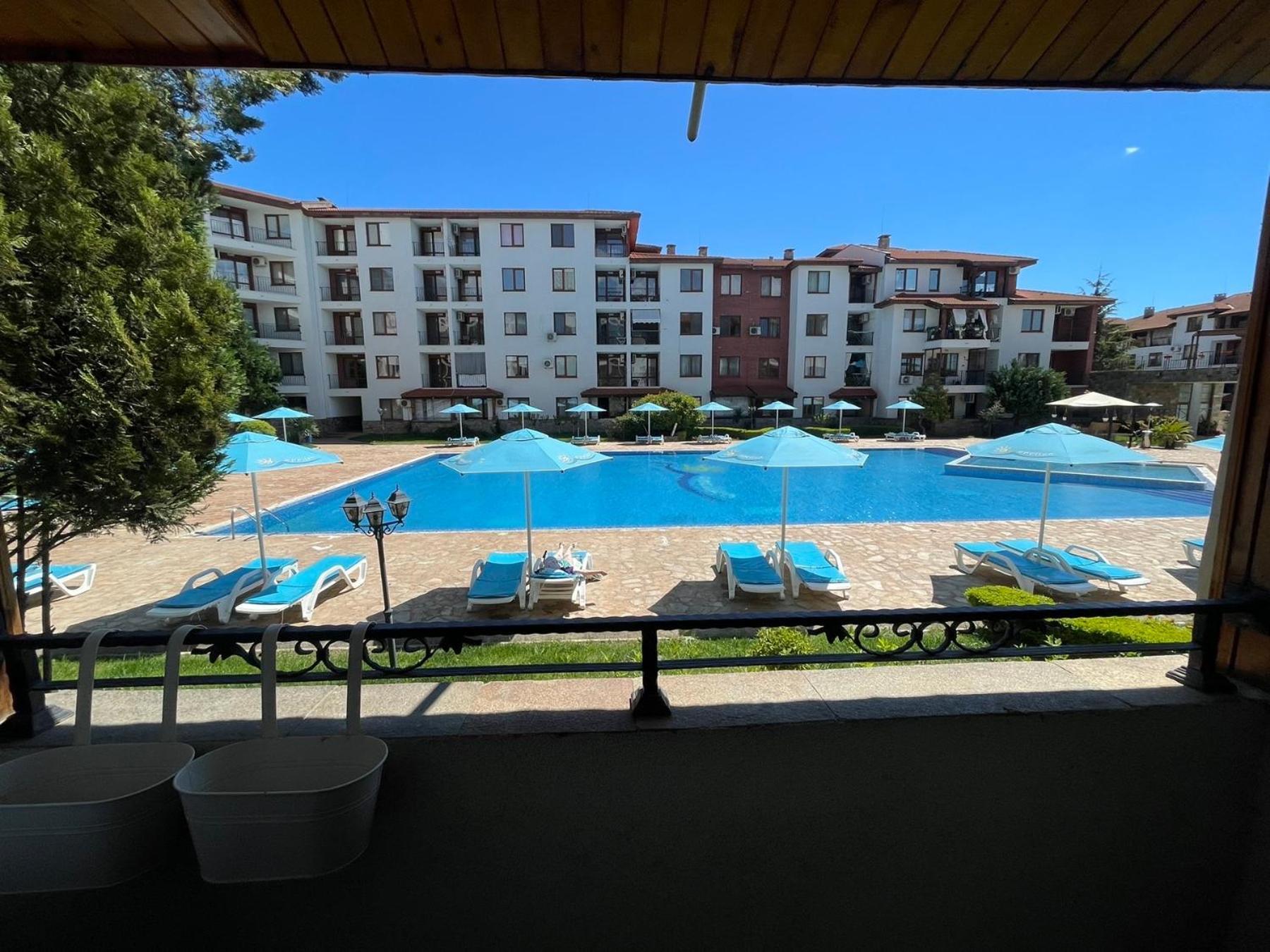 Apartment Private In Apolon